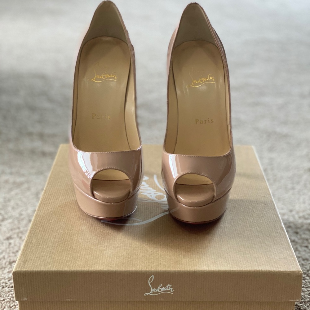 LOUBOUTIN LADY PEEP